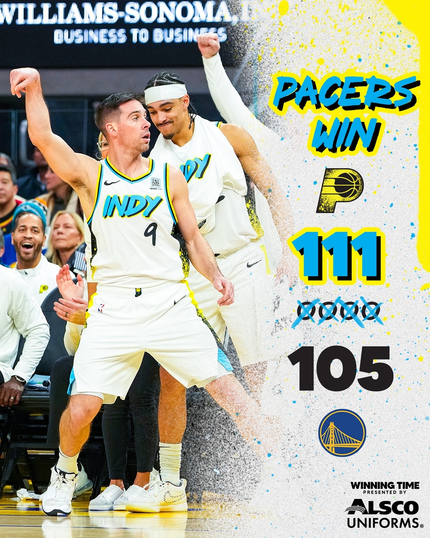 西亚卡姆回归赛场,逆转首场状态亮眼,勇士观众沸腾! 西亚卡姆回归赛场,逆转首场状态亮眼,勇士观众沸腾!