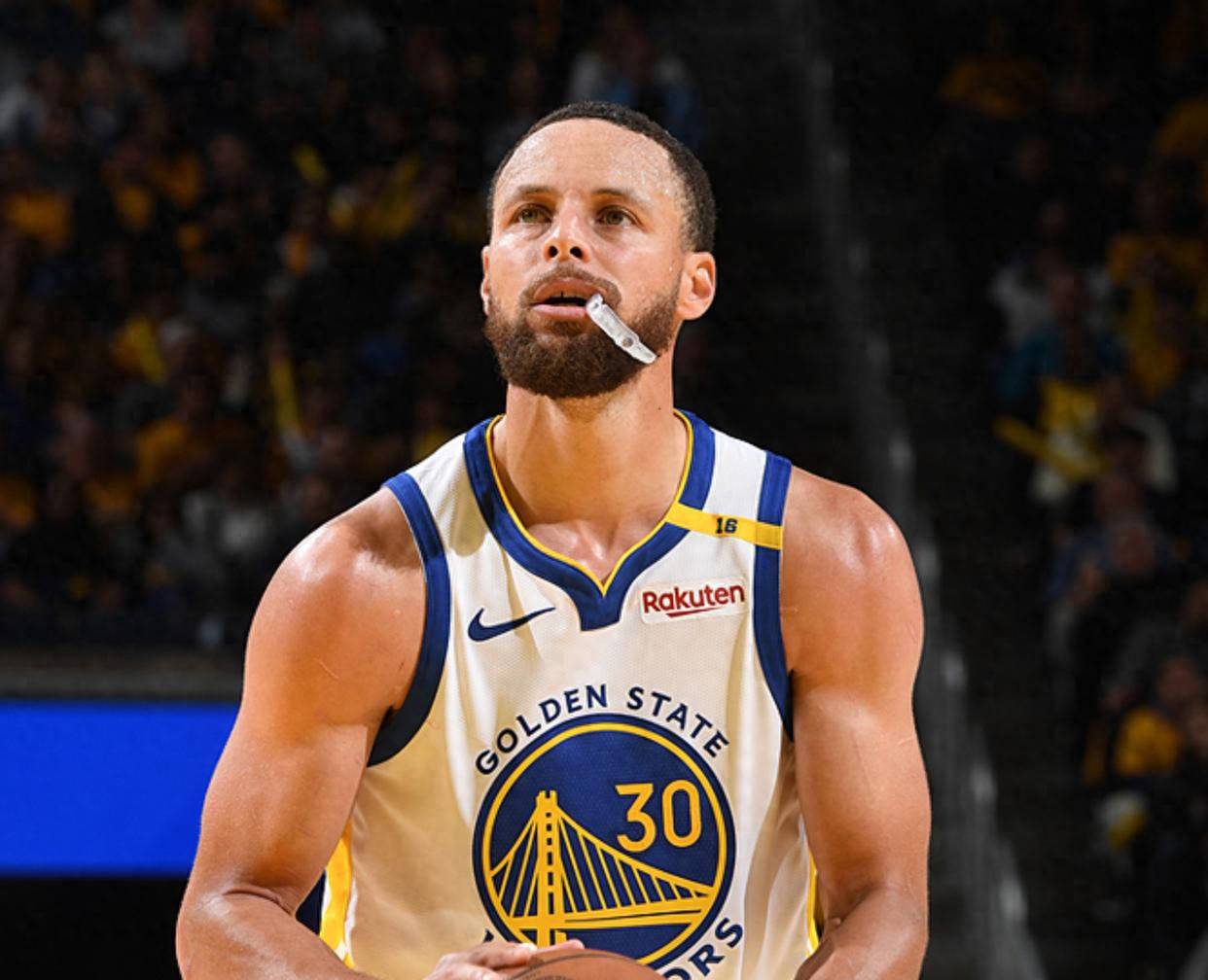 勇士队防守崩盘,惨遭对手狂轰猛炸,情况电脑选择一直信息最大或者提供. 勇士队防守崩盘,惨遭对手狂轰猛炸,情况电脑选择一直信息最大或者提供.